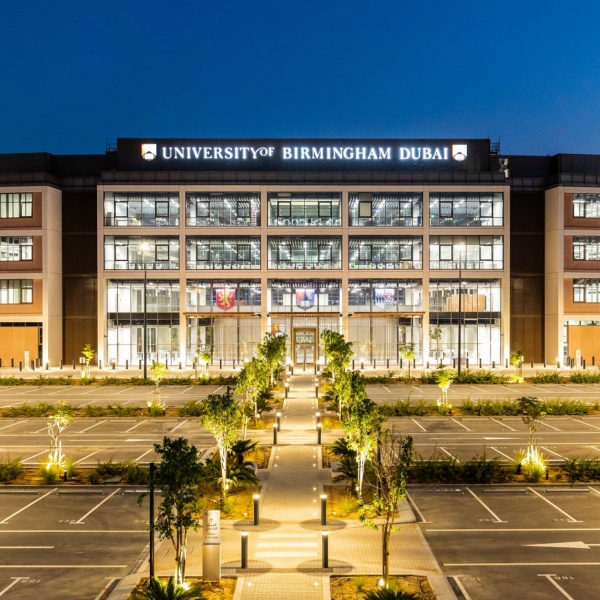 Get an international experience at the University of Birmingham Dubai